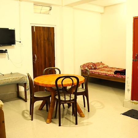 Pine Tree Lodge Shillong Extérieur photo