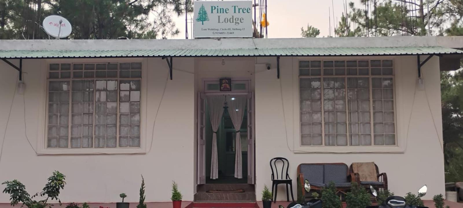Pine Tree Lodge Shillong Extérieur photo